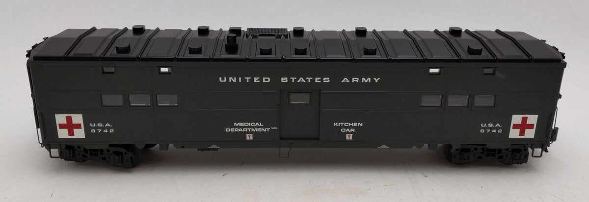 Atlas 3007706-2 O Gauge US Army Troop Hospital Car #8742 LN/Box