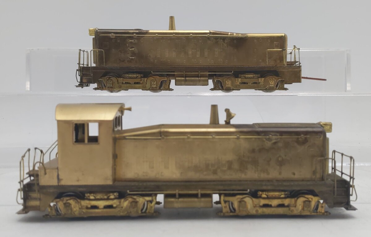 Trains, Inc. HO BRASS TR-6 EMD 1600HP "Cow & Calf" B Diesel Unit - Unpainted VG