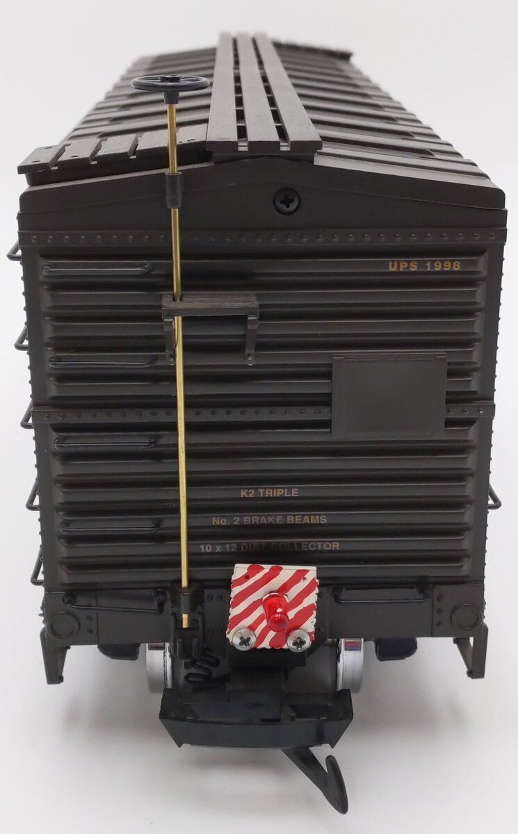 USA Trains G Scale UPS Boxcar w/ETD EX/Box