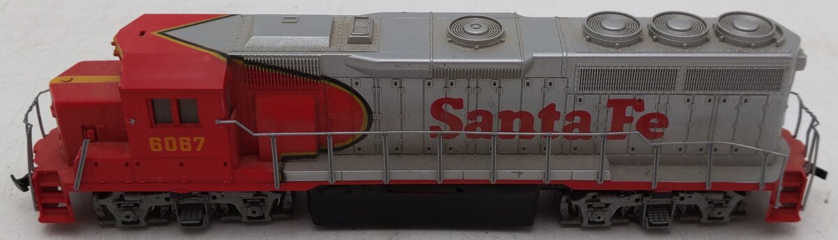 Bachmann 63502 HO SCAle Santa Fe EMD GP 40 Diesel Locomotive #6067