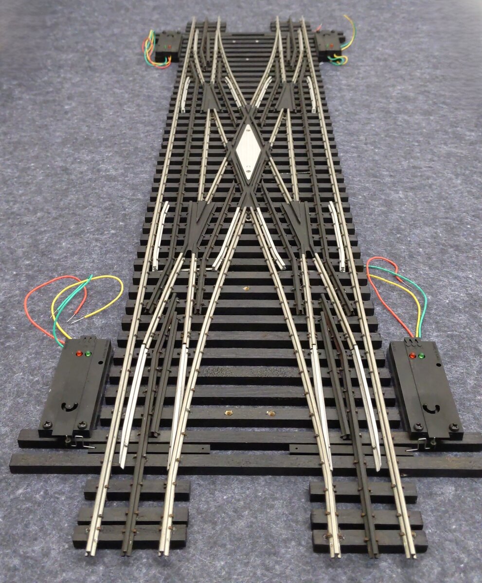 Ross 175M O Gauge Double Crossover with Dz1000 Switch Turnout EX/Box