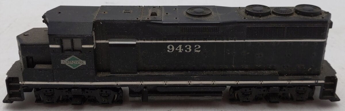 Athearn 4224 HO Illinois Central GP35 DMY Diesel Locomotive #9432