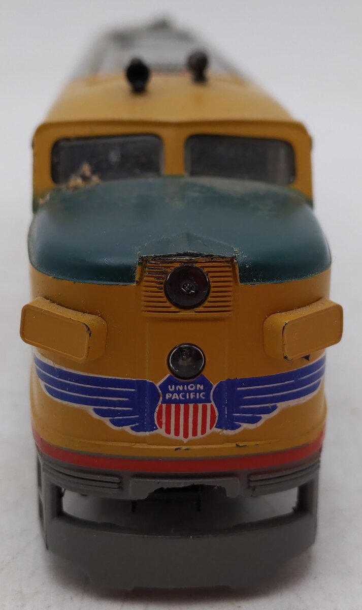 Athearn 3307 HO Scale Union Pacific PA-1 Powered Diesel Locomotive #605