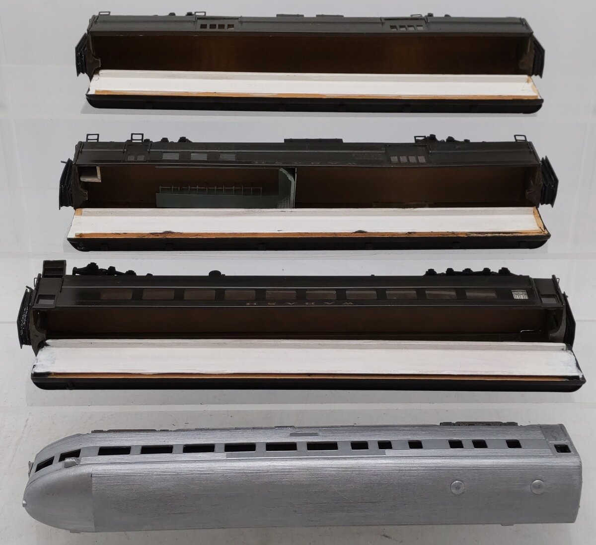 HO Scale Assorted Passenger Cars [4] VG