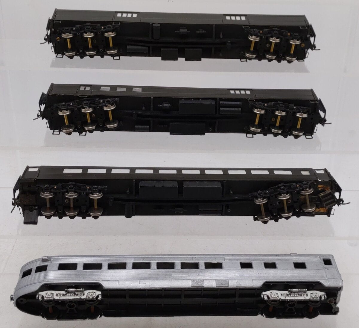 HO Scale Assorted Passenger Cars [4] VG