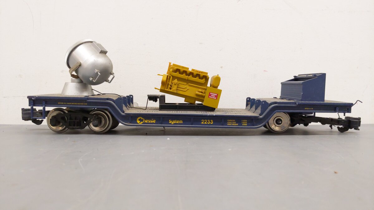 USA Trains 17328 G Chessie Searchlight Car - Metal Wheels VG