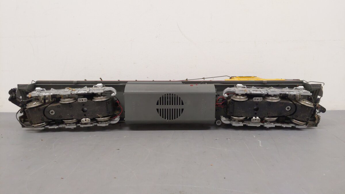 USA Trains R22302 G Union Pacific SD40-2 Diesel Locomotive #3010 VG
