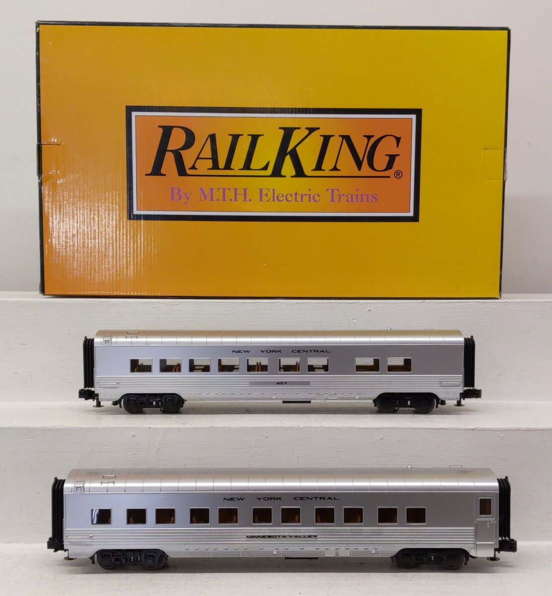 MTH 30-67926 O Gauge NYC 60' Streamlined Sleeper/Diner Passenger Set LN/Box