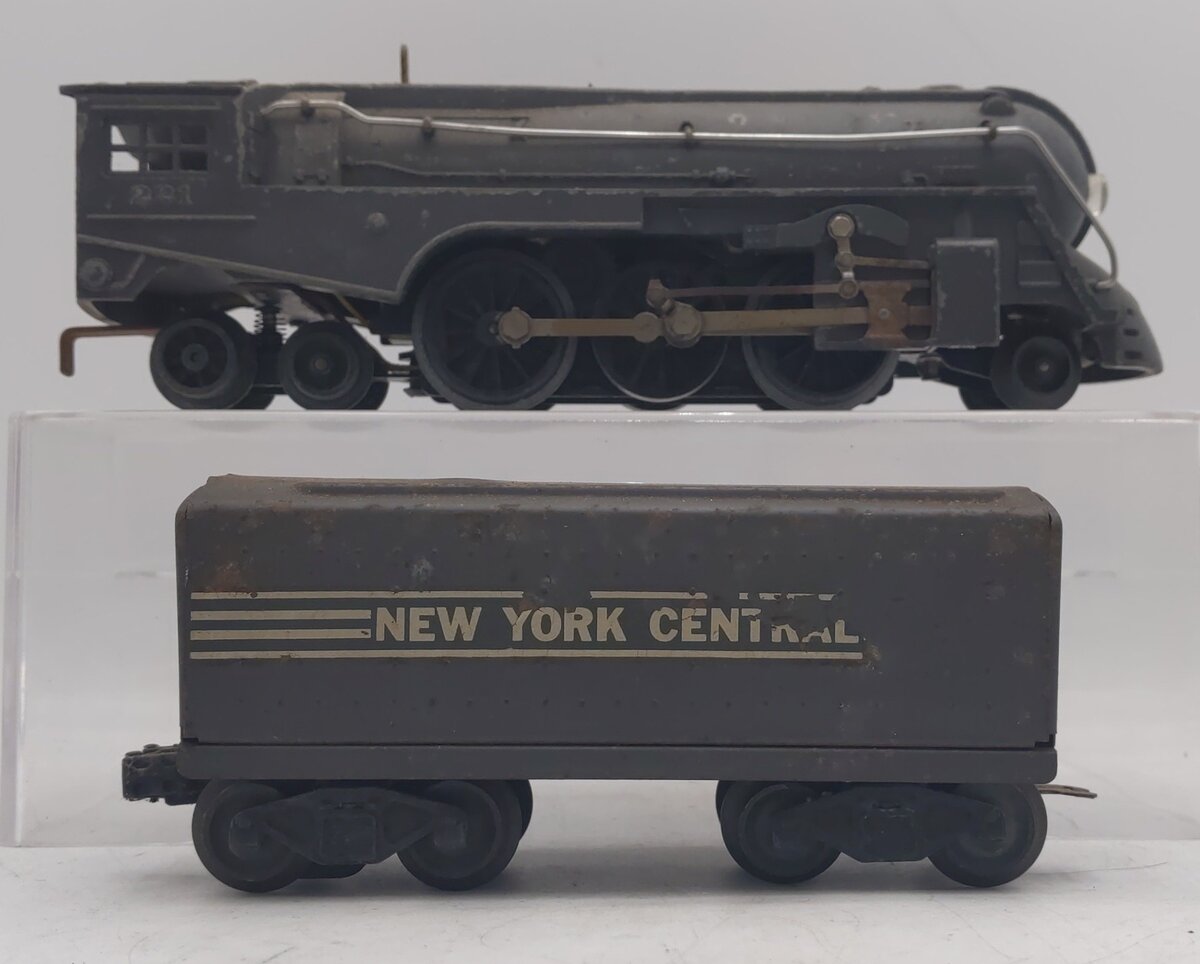 Lionel 221 Vintage O NYC Dreyfuss Gray 2-6-4 Steam Locomotive & 221T Tender