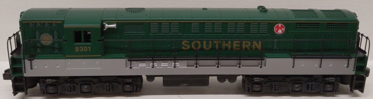 Lionel 6-18301 O Gauge Southern Fairbanks Morse Trainmaster Diesel Locomotive EX/Box