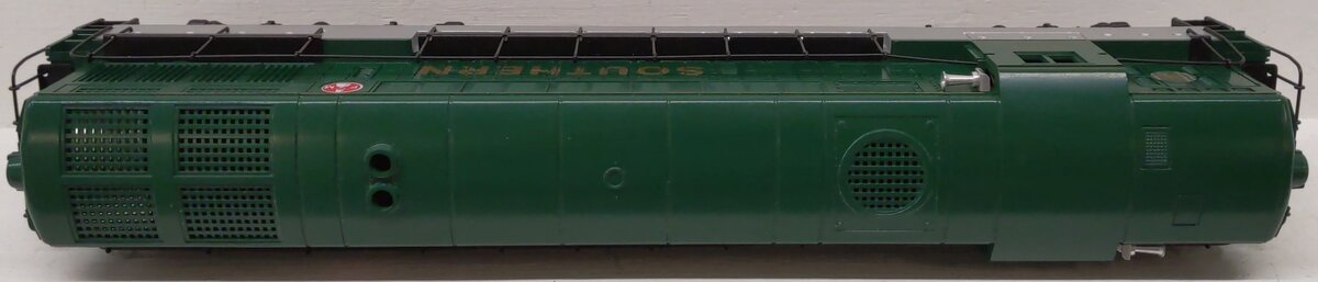 Lionel 6-18301 O Gauge Southern Fairbanks Morse Trainmaster Diesel Locomotive EX/Box