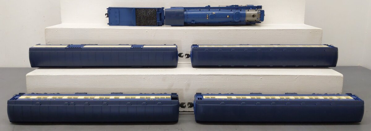 Lionel 6-21787 O Gauge CNJ Blue Comet 4-6-2 Steam Passenger Train Set LN/Box