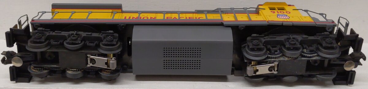 Lionel 6-18205 O Gauge Union Pacific Dash-8 40C Diesel Locomotive #9100 EX/Box