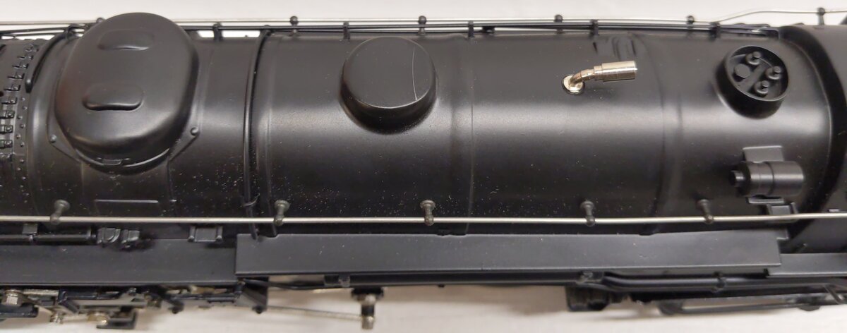 Lionel 6-18005 O NYC 4-6-4 700E Hudson Steam & Tender #5340 w/ Display Case EX/Box