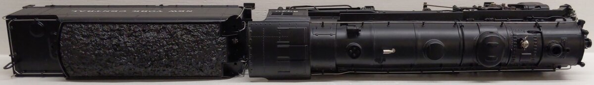 Lionel 6-18005 O NYC 4-6-4 700E Hudson Steam & Tender #5340 w/ Display Case EX/Box