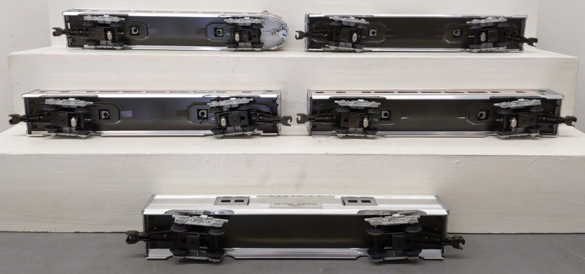 MTH 20-6009 O Gauge ATSF Striped 60' Aluminum Passenger Cars (Set of 5) NIB