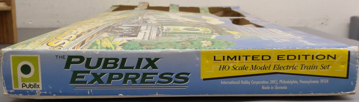 IHC Publix Express SD-40 HO Gauge Diesel Train Set VG/Box