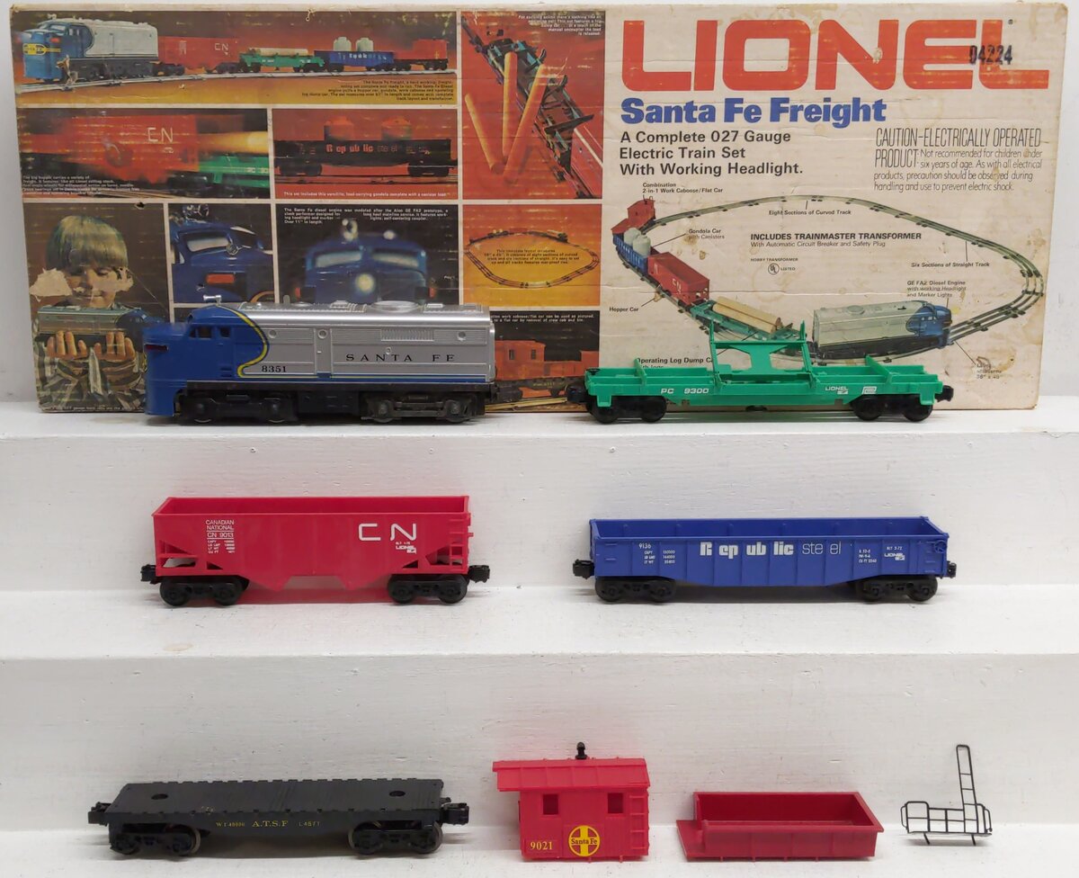 Lionel 6-1383 O Gauge Santa Fe Freight Car Set - Locomotive & Cars Only VG/Box