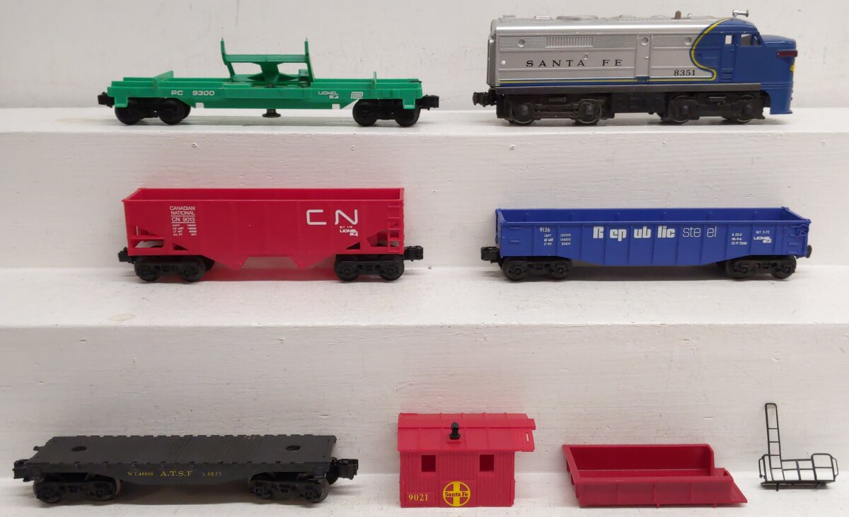 Lionel 6-1383 O Gauge Santa Fe Freight Car Set - Locomotive & Cars Only VG/Box