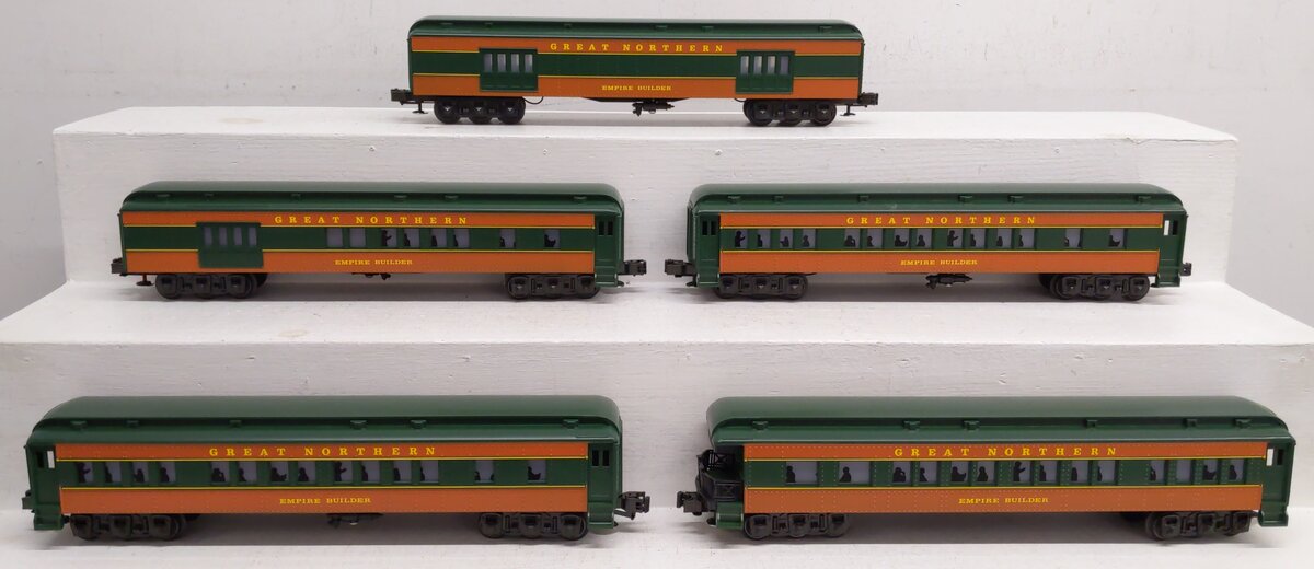 Williams 2504 O Gauge Great Northern Madison Passenger Cars (Set of 5) LN/Box