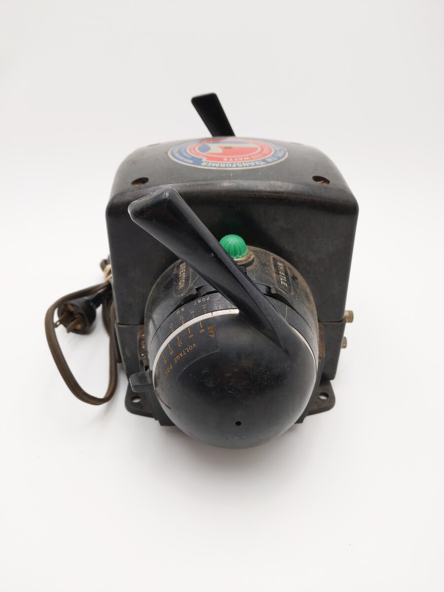 Lionel ZW Vintage O Gauge Trainmaster 275 Watt Transformer with Whistle