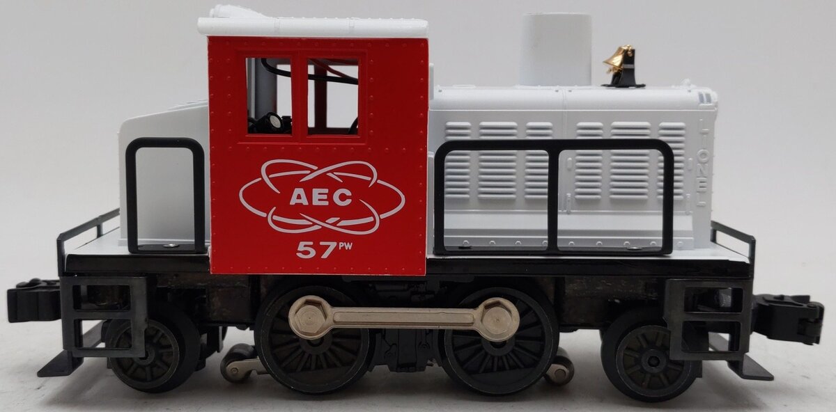 Lionel 6-18583 O Gauge AEC Postwar Celebration Switcher #57 VG/Box