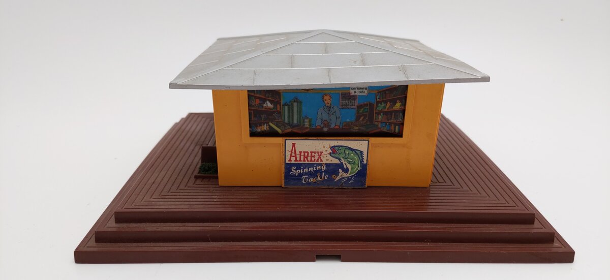 Lionel 114 Vintage O Newsstand with Horn VG