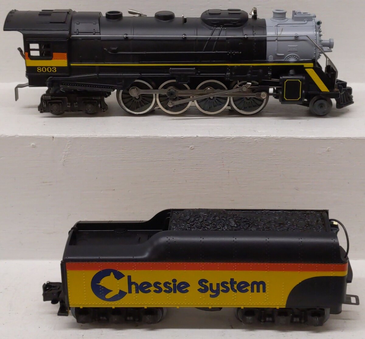 Lionel 6-8003 O Gauge Chessie 2-8-4 Berkshire Steam Locomotive & Tender #8003 EX/Box