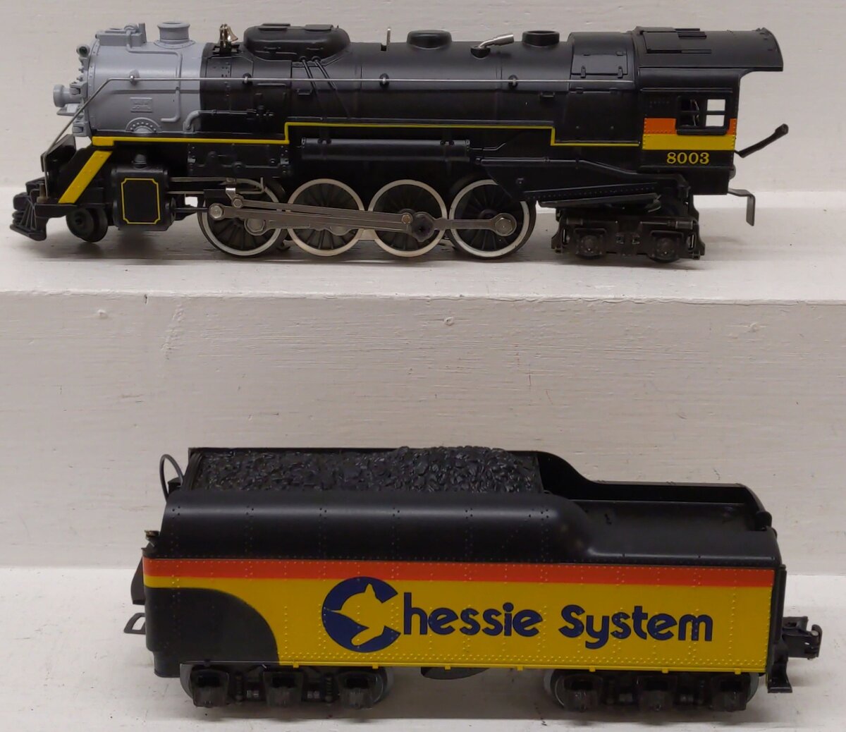Lionel 6-8003 O Gauge Chessie 2-8-4 Berkshire Steam Locomotive & Tender #8003 EX/Box