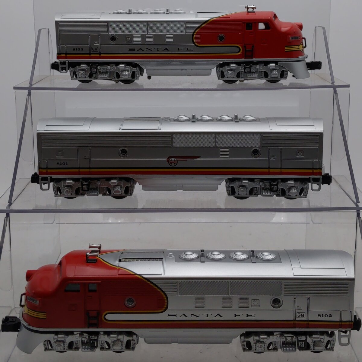 Lionel 6-11711 O Santa Fe F-3 ABA Diesel Locomotive Set #8100/8100/8102 with RS EX/Box