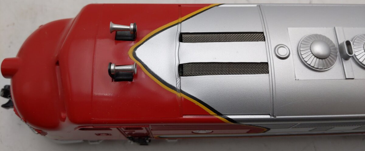 Lionel 6-11711 O Santa Fe F-3 ABA Diesel Locomotive Set #8100/8100/8102 with RS EX/Box