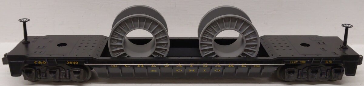 Lionel 6-16946 O Gauge Chesapeake & Ohio F9 Well Car #3840 EX/Box