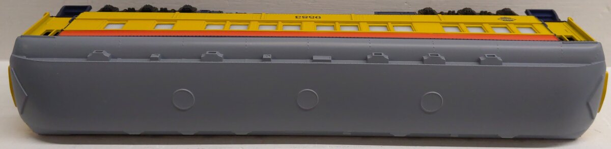 Lionel 6-9583 O Gauge Chessie Steam Special Passenger Car #9583 EX/Box