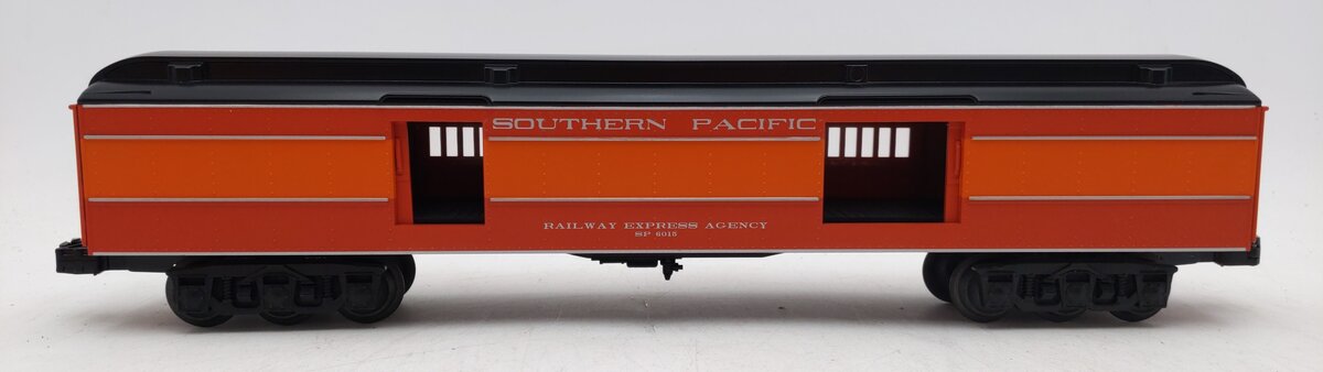 Lionel 6-39038 Southern Pacific Madison Baggage Car #6015 EX/Box