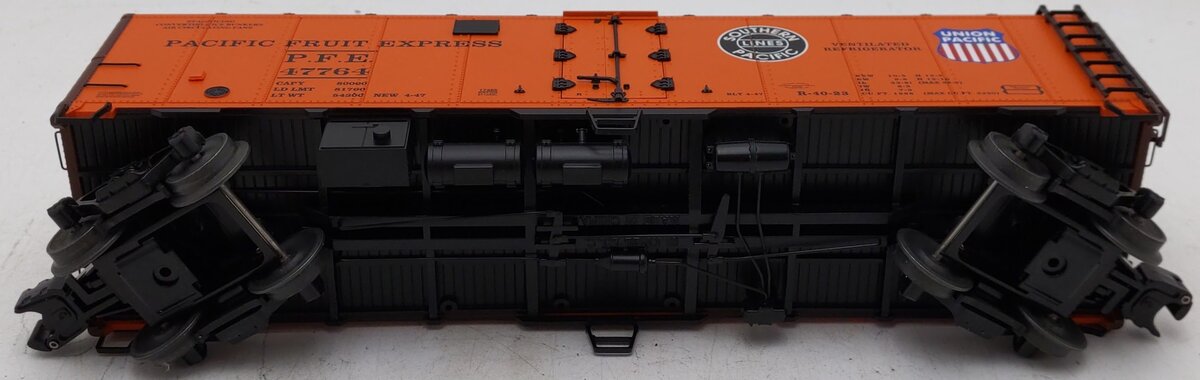 Lionel 6-17385 O Gauge Pacific Fruit Express Steel-Sided Refrigerator Car #47764 EX/Box