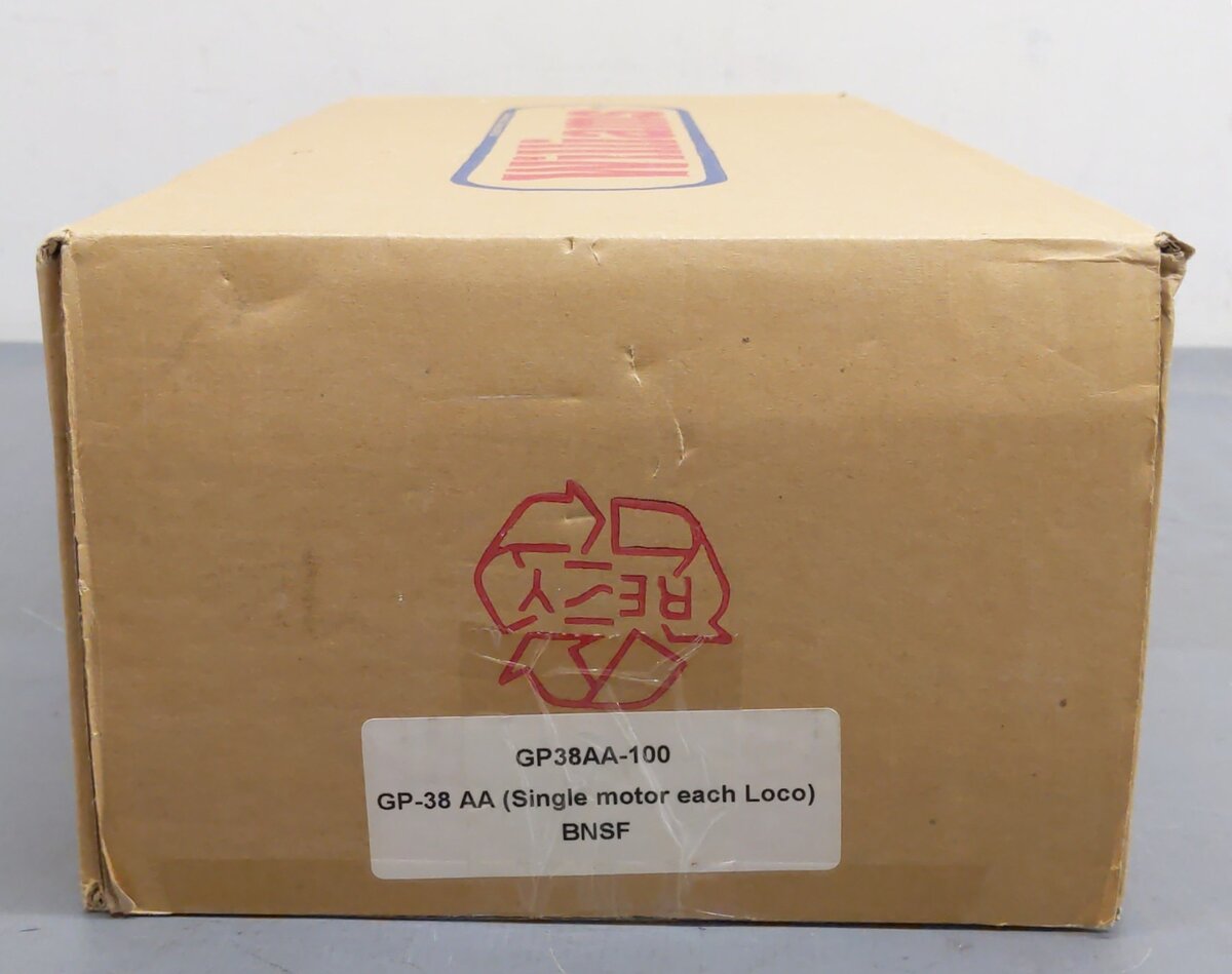 Williams GP38AA-100 O Gauge BNSF AA Diesel Locomotive Set #2094/2097 LN/Box