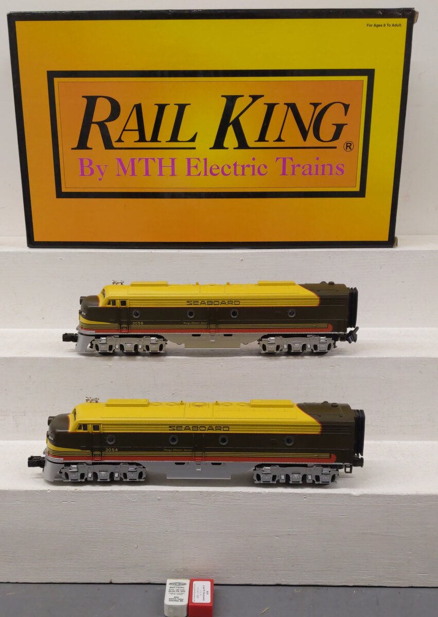 MTH 30-2181-1 O Gauge Seaboard E-8 AA Diesel Engine Set w/PS1 #3053/3054 EX/Box