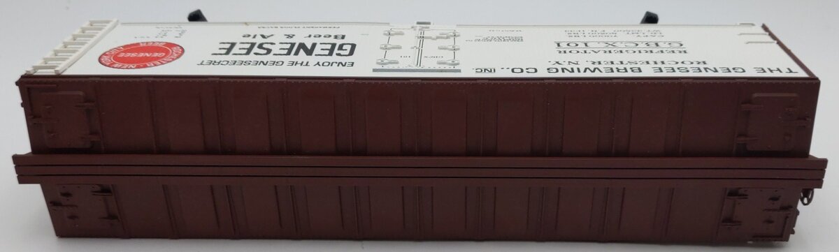 Crown BCK Graphics OH92-8021 O Genesee Brewing Company 40' Reefer #101 (3 Rail) EX/Box