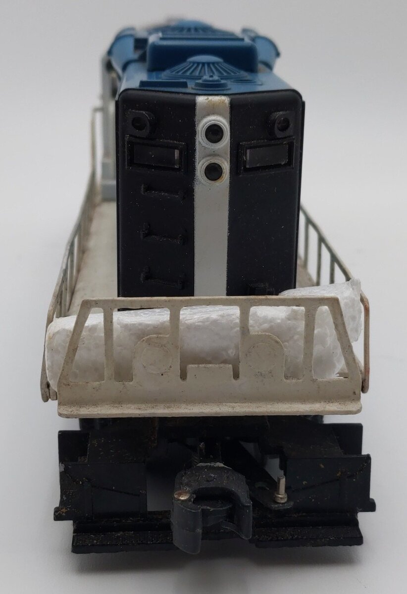 Lionel 6-8654 O Gauge Boston & Maine GP-9 Powered Diesel Locomotive #8654 VG/Box