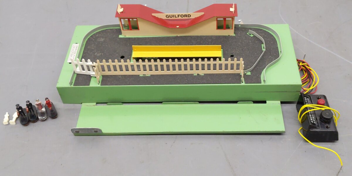 American Flyer K766 Vintage S Guilford Animated Passenger Station VG