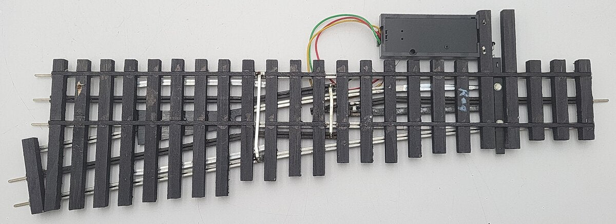 Ross 100M Regular 11° Right Hand with DZ-1000 Remote Switch Turnout EX/Box