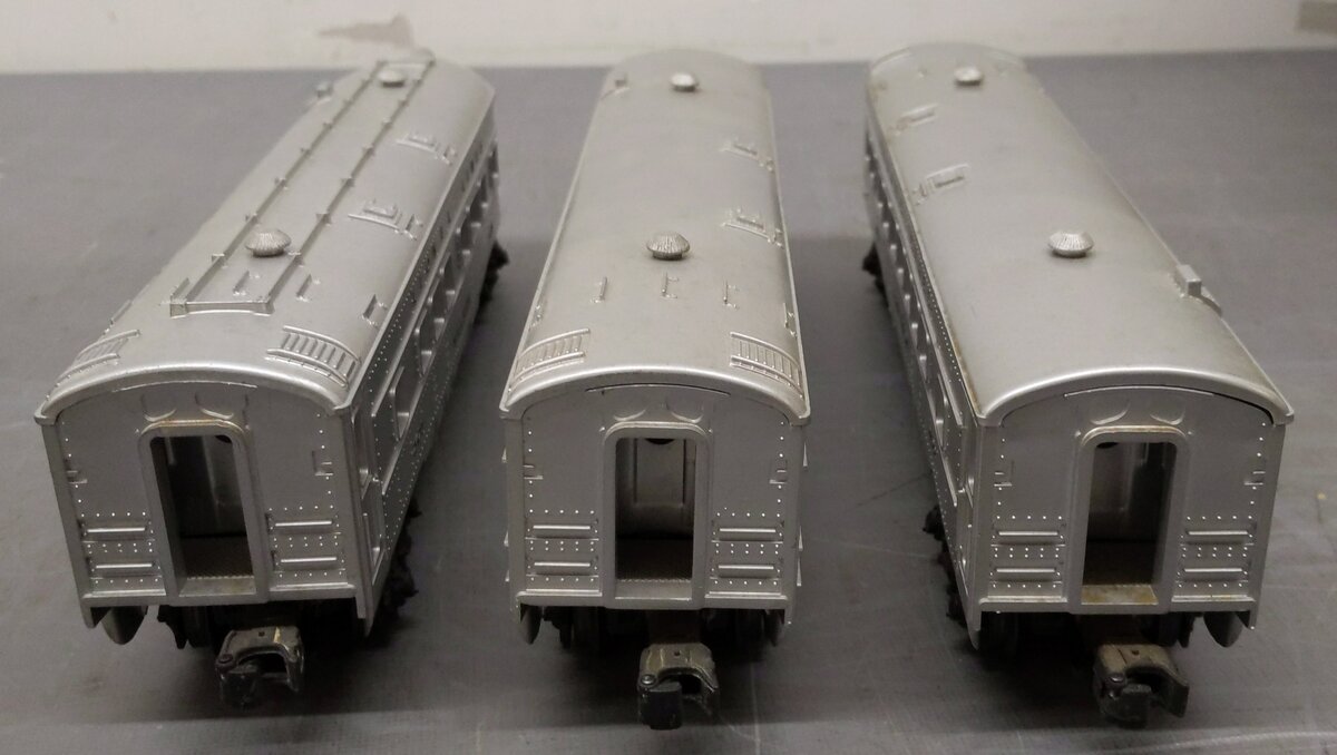 Lionel 2421S Vintage O Lionel Lines 2421, 2422, 2423 Passenger Cars: (Set of 3) EX