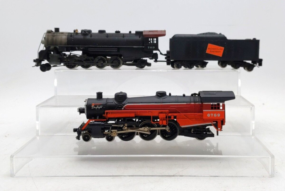 HO Scale Assorted Steam Locomotives & Tender [2] VG