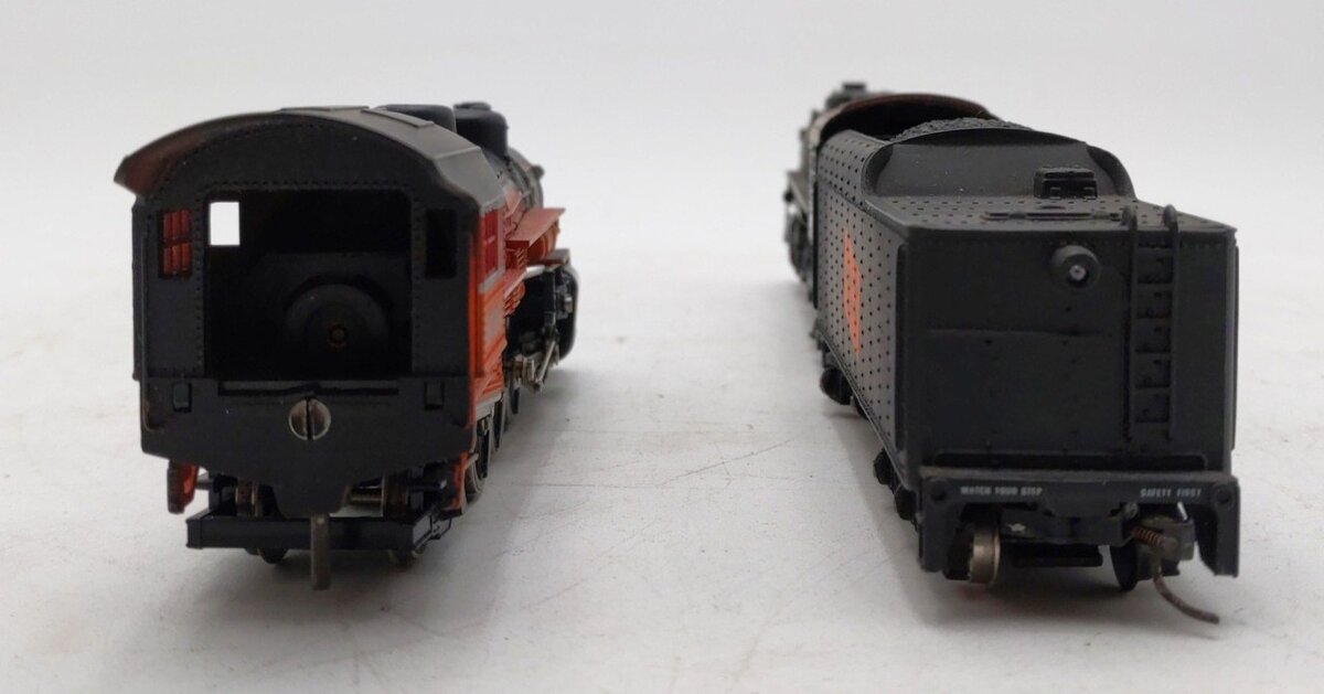 HO Scale Assorted Steam Locomotives & Tender [2] VG
