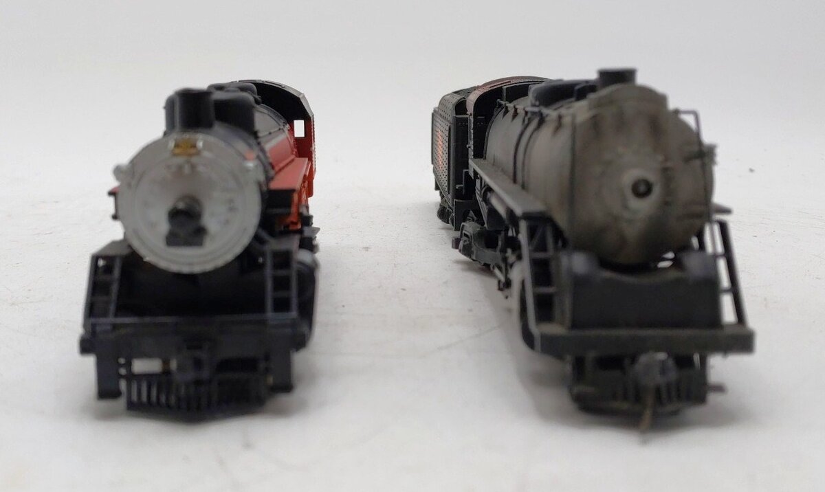 HO Scale Assorted Steam Locomotives & Tender [2] VG