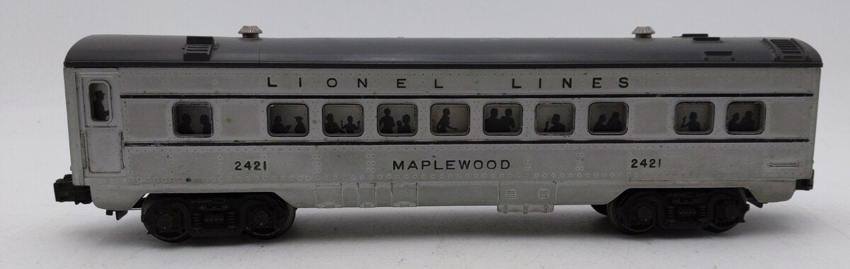 Lionel 2421 O Vintage Lionel Lines Maplewood Lighted Pullman Car #2421 VG