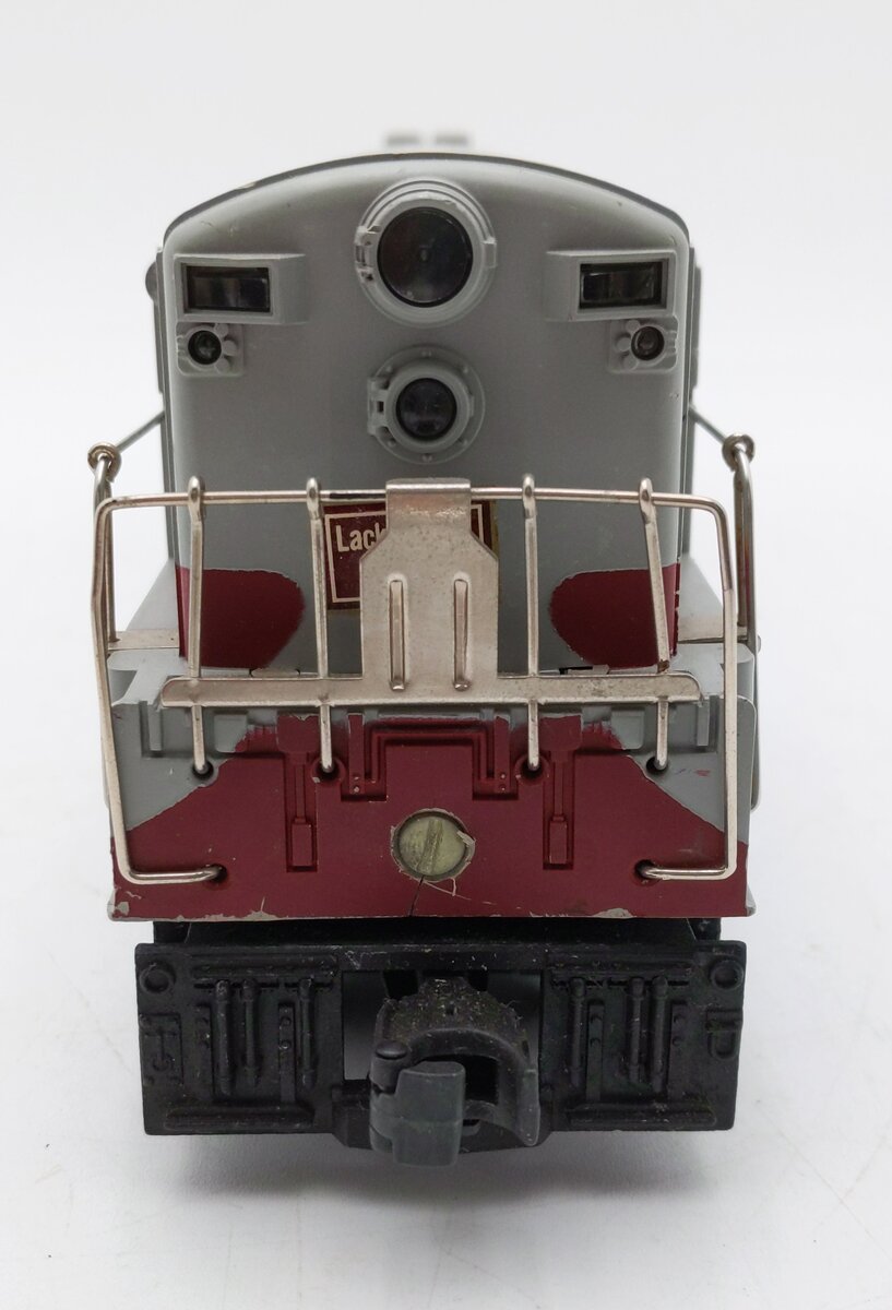 Lionel 2321 Vintage O Lackawanna FM Trainmaster Diesel (Gray Roof Version) EX