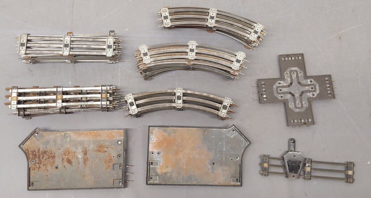 Lionel O Gauge Assorted Track-Straight, Curve, Crossing, & Switches [49]