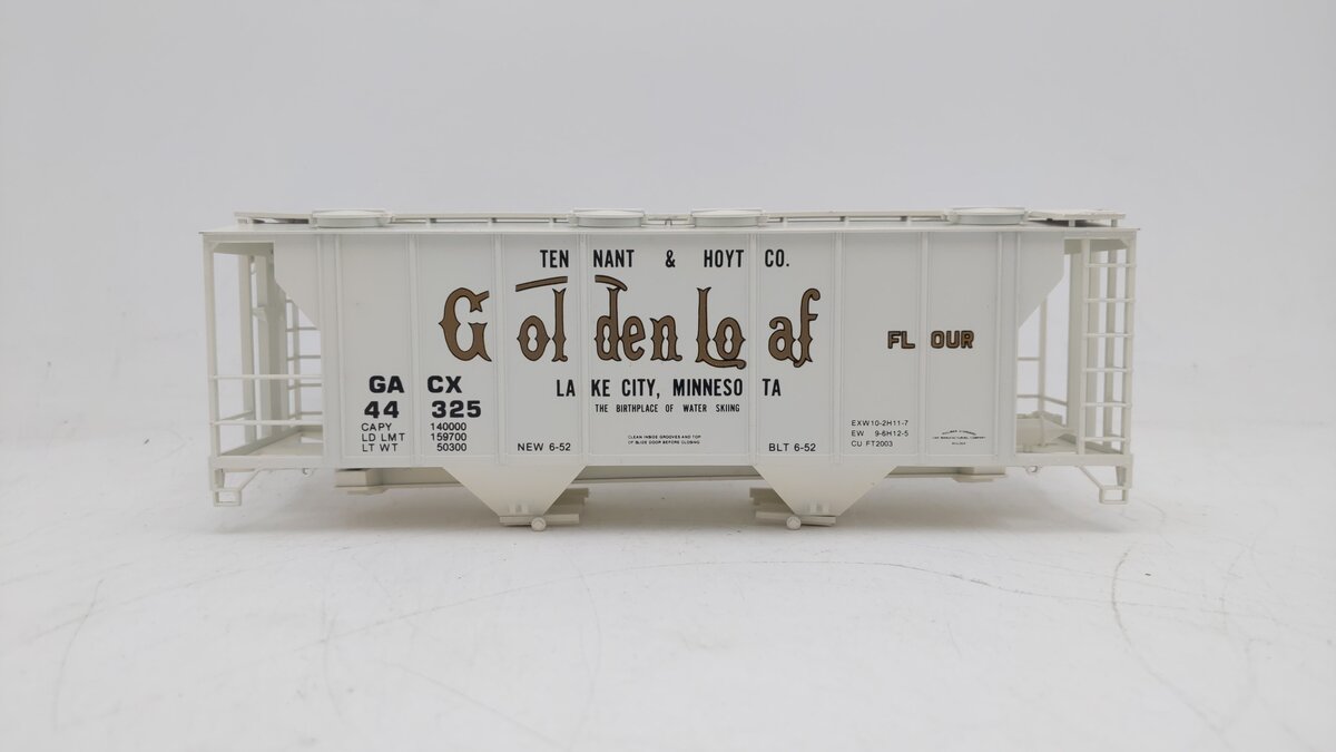Weaver 3031 Gold Loaf Flour Covered Hopper #44325 LN/Box