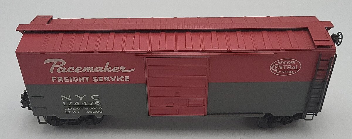 AMT O Scale Pacemaker New York Central Boxcar #174476 VG